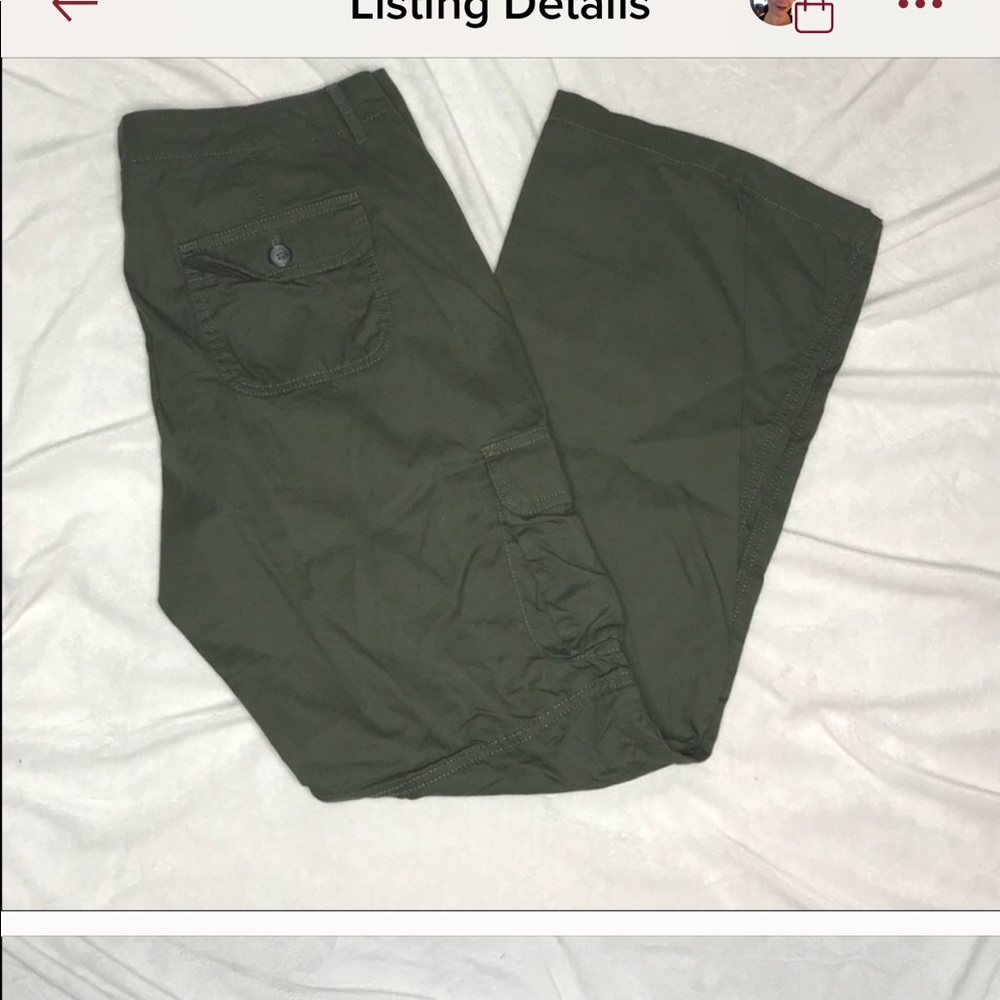 Old Navy Green Khaki Cargo Pants
